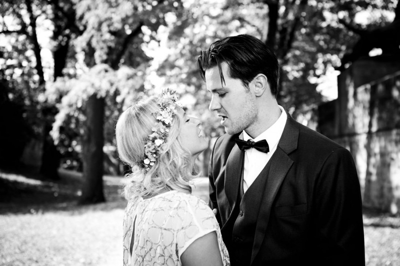 Hochzeitsfotografie Darmstadt Liebe Kuss küssen